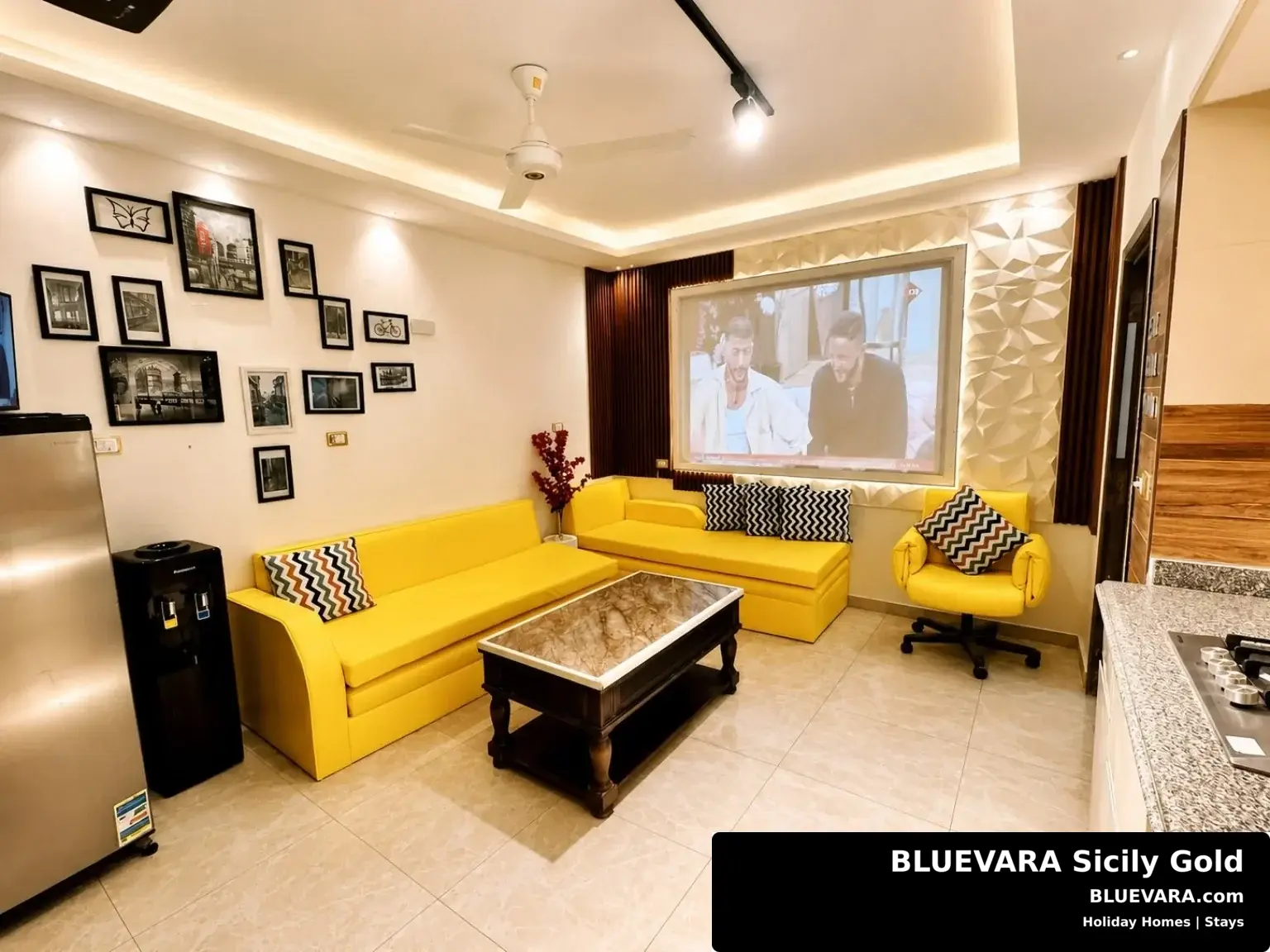 Living room and projector